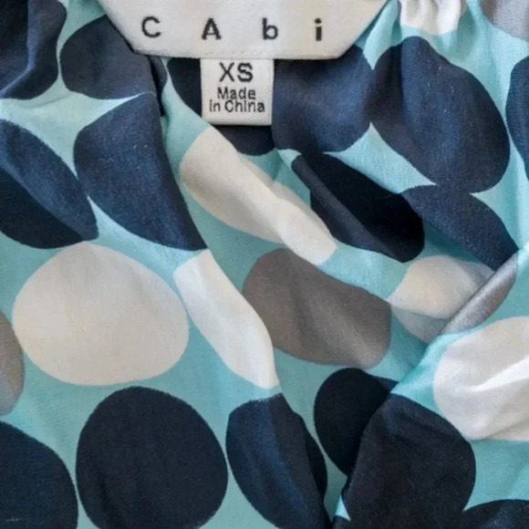 Cabi Silk Polka Dot Top Sz xs - Picture 8 of 8
